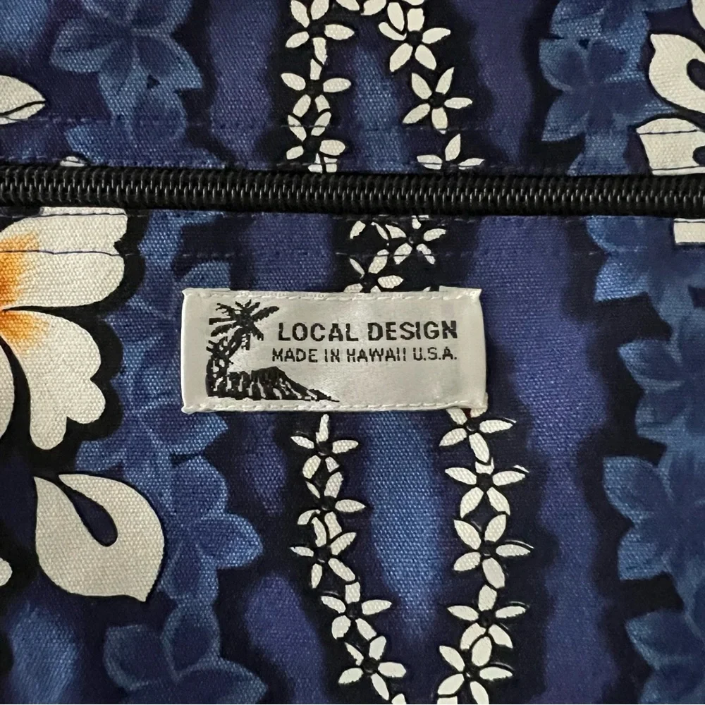 NWOT Local Design Made in Hawaii Floral Crossbody Bag